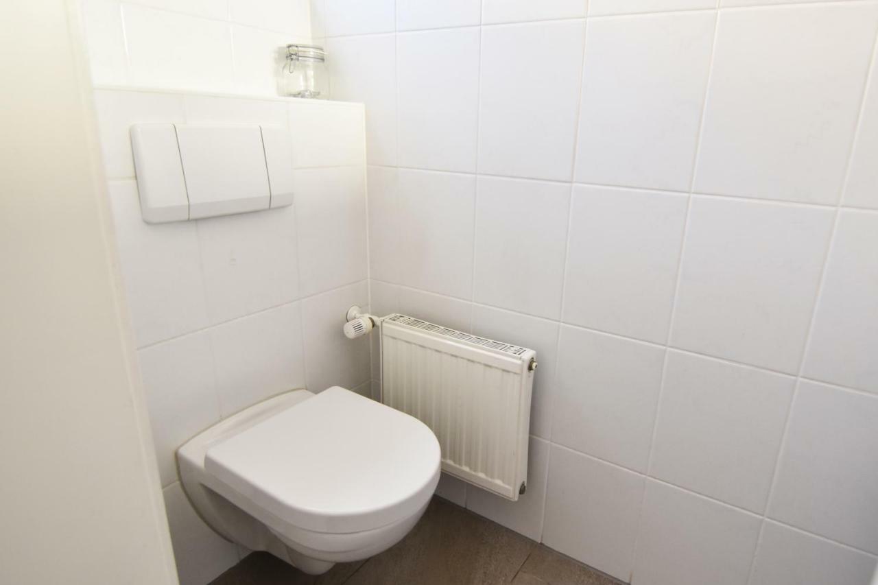 Vakantiehuis Zeitwohnen Im Schonem Haus Mit Grosser Terrasse In Koln-rath *